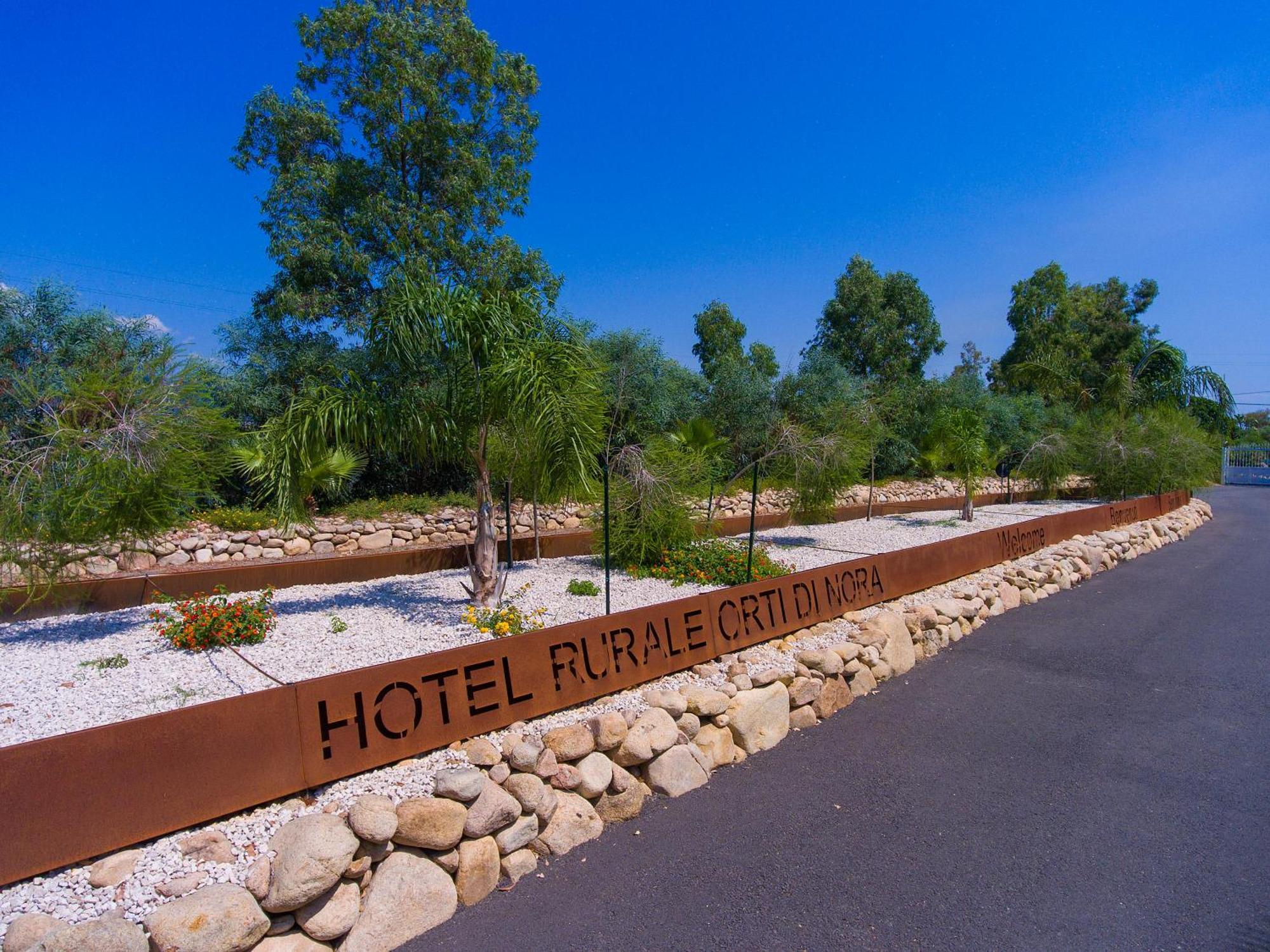 Hotel Rurale Orti Di Nora & Spa ซานตา มาร์เกรีตา ดิ ปูลา ภายนอก รูปภาพ